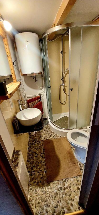 Tiny House Lavender Villa Podturen Exteriör bild